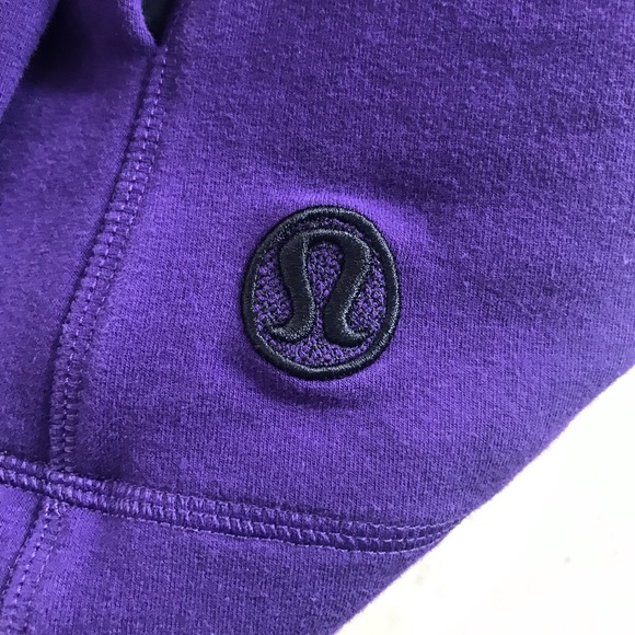 Like new! Lulu Lemon wrap lined purple sweatshirt/ jacket - Picture 3 of 4